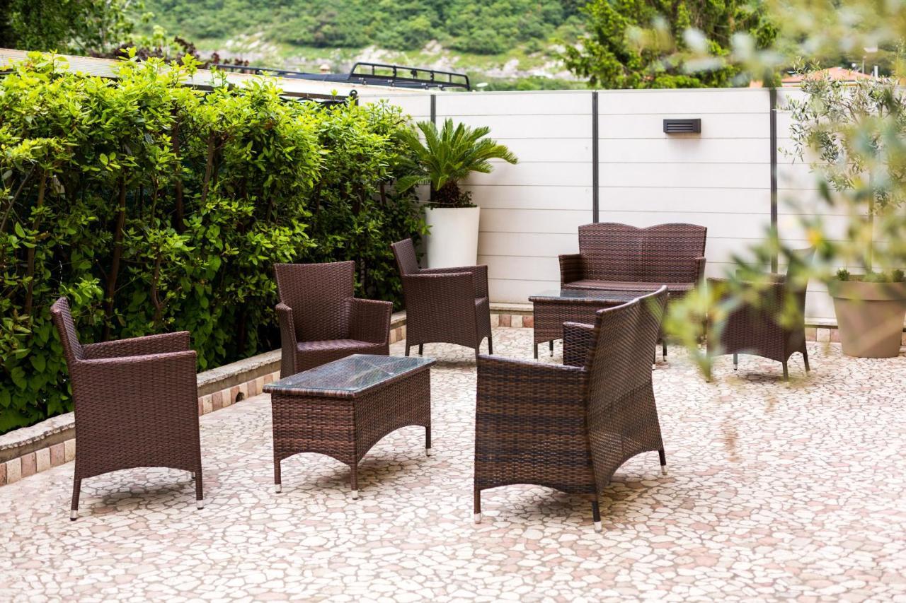 New Garden Hotell Torbole Sul Garda Exteriör bild